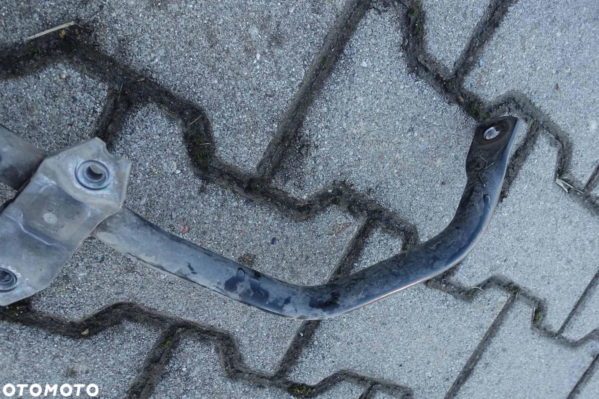 BELKA KOŁYSKA WÓZEK SANKI WAHACZ DRĄŻEK AUDI A3 S3 8V 15r. - 9