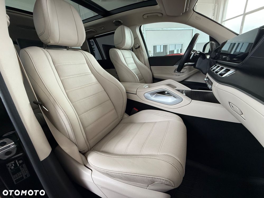 Mercedes-Benz GLS 400 d 4Matic 9G-TRONIC Exclusive - 38