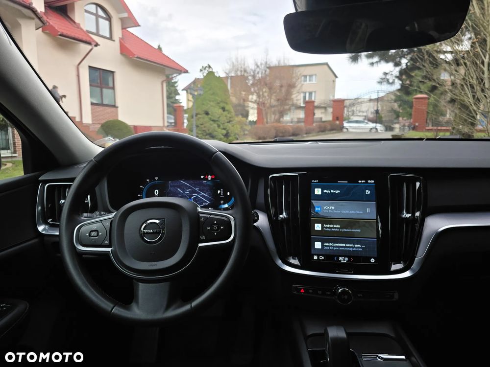 Volvo V60 B4 D Momentum Pro - 20