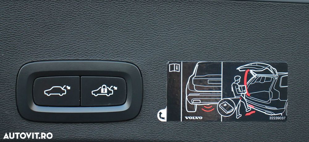 Volvo XC 40 T4 Recharge DKG Inscription - 11