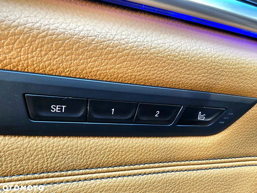 BMW Seria 5 530i - 16