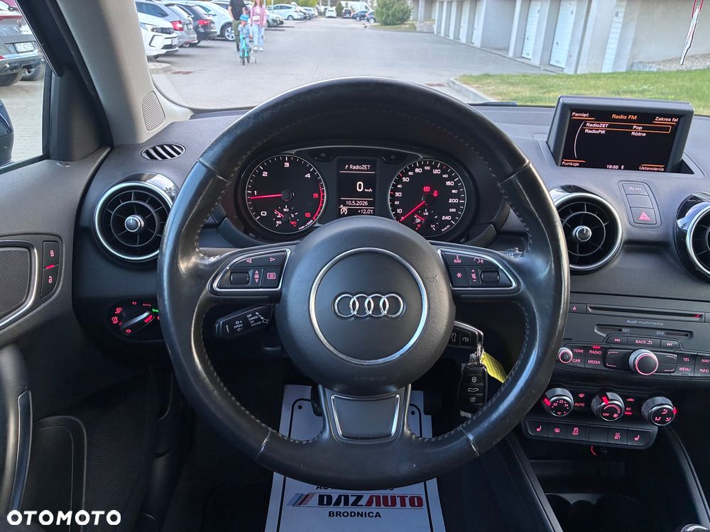 Audi A1 Sportback 1.6 TDI Attraction - 12