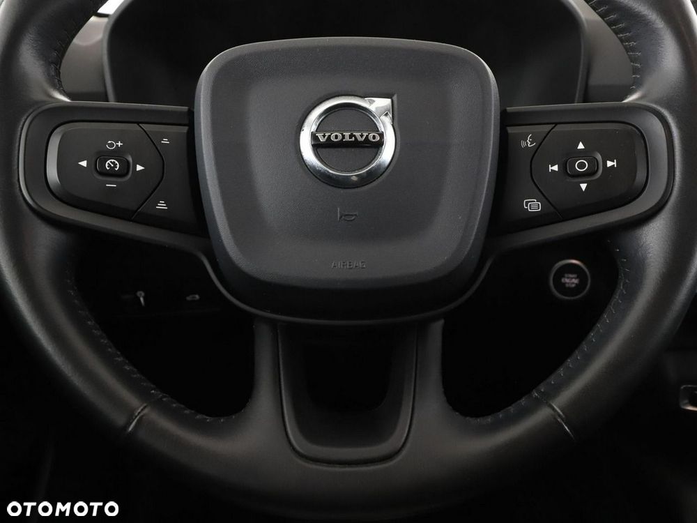 Volvo XC 40 T3 - 22