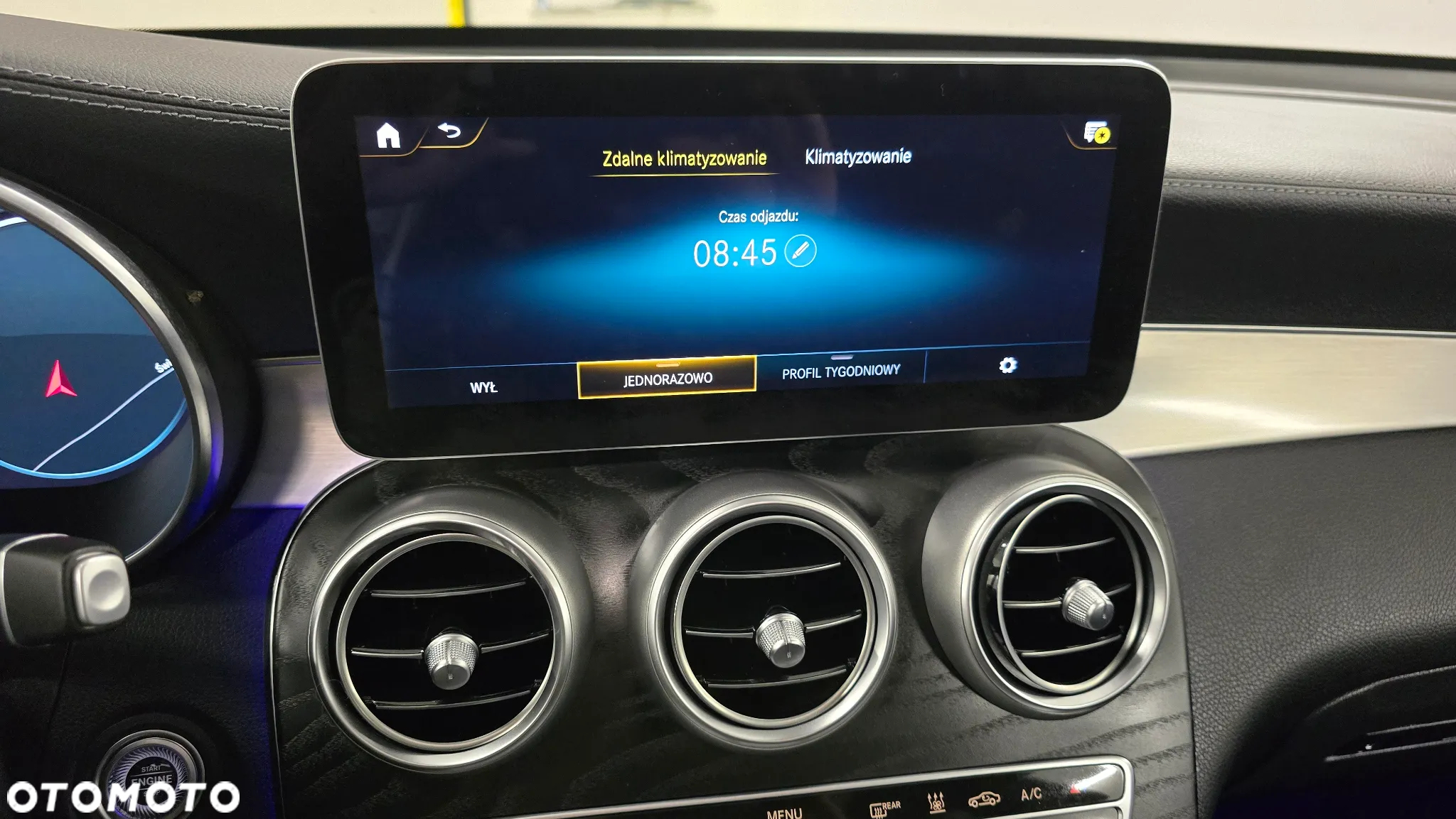 Mercedes-Benz GLC 300 de 4Matic 9G-TRONIC AMG Line Plus - 37