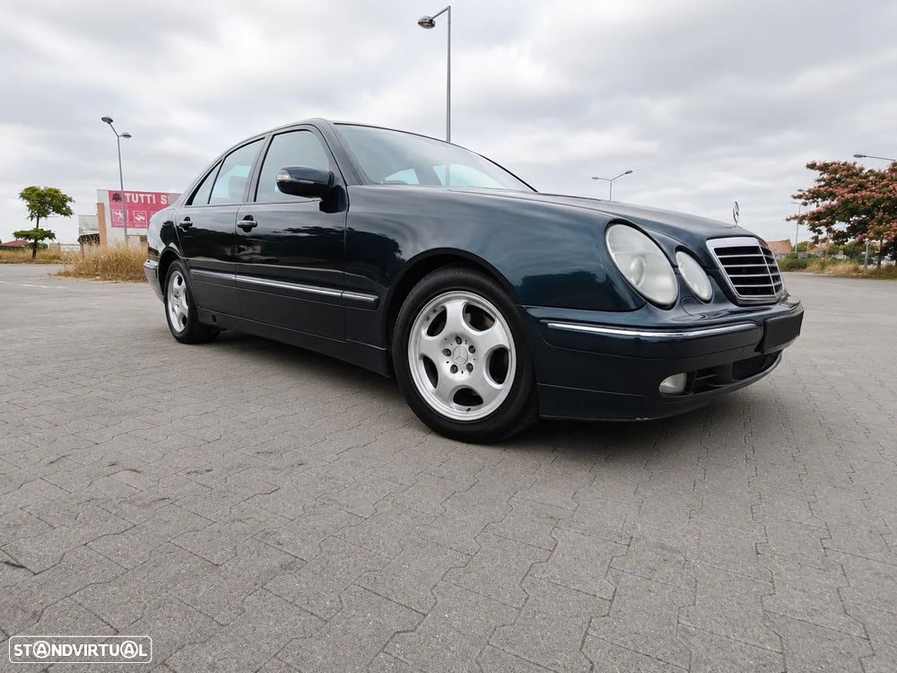Mercedes-Benz E 220 CDI Avantgarde - 2
