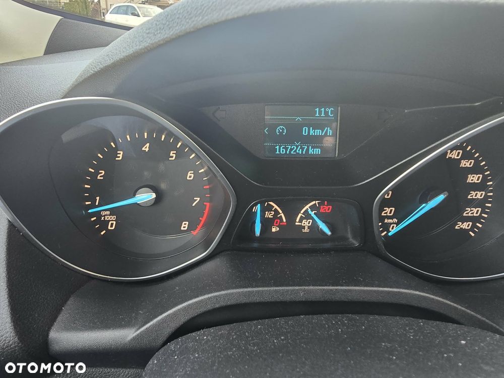 Ford Kuga 1.5 EcoBoost 2x4 Titanium - 12