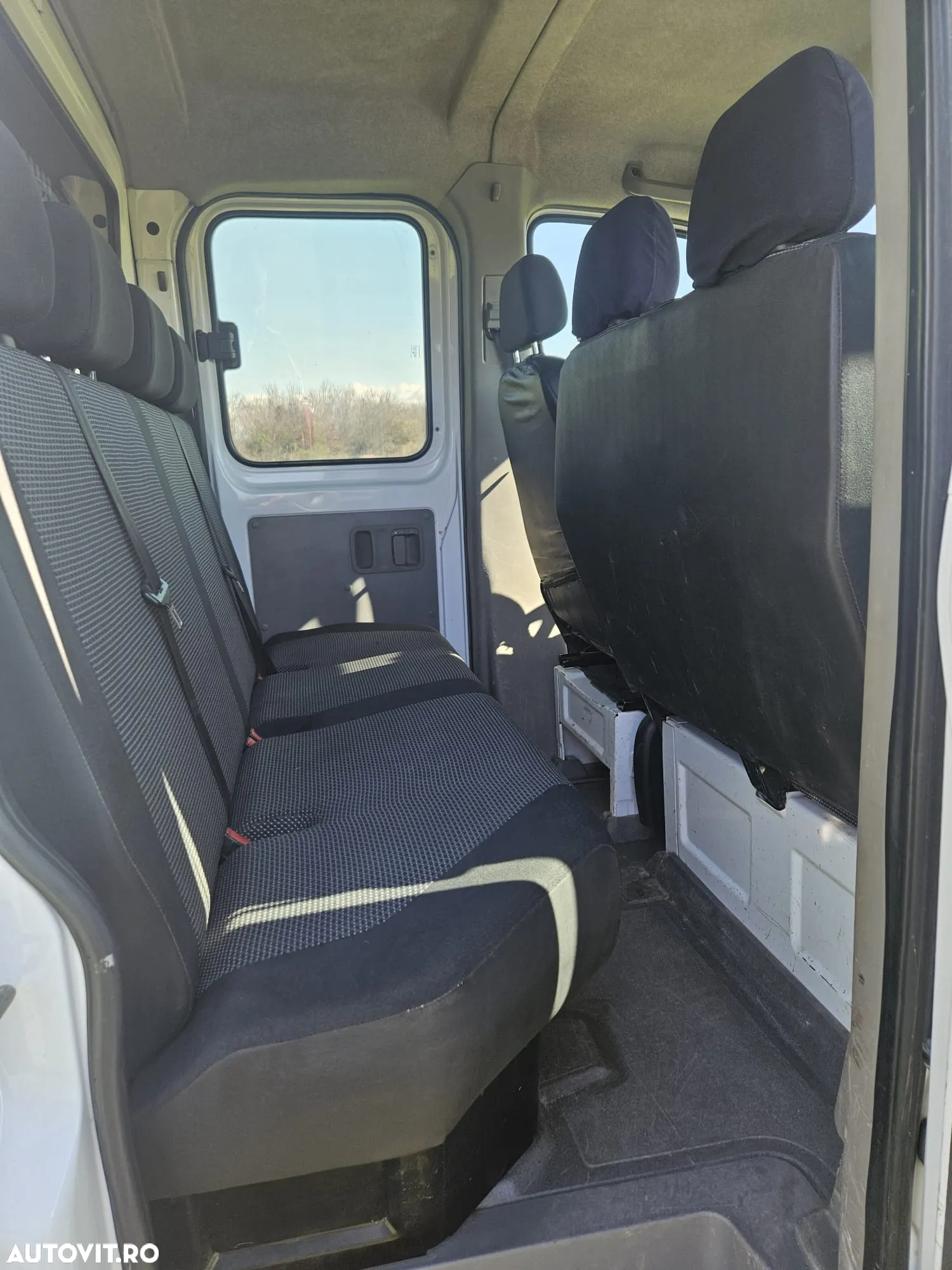 Mercedes-Benz Sprinter - 10