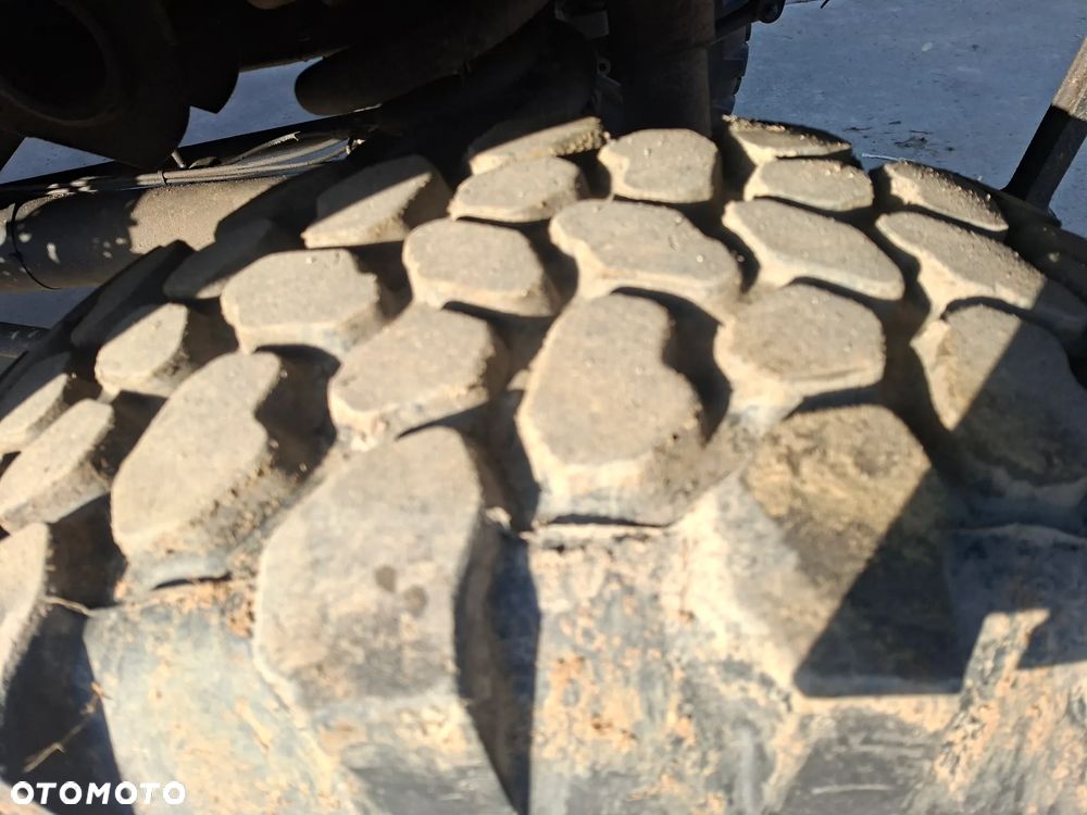 Mercedes-Benz Unimog - 6