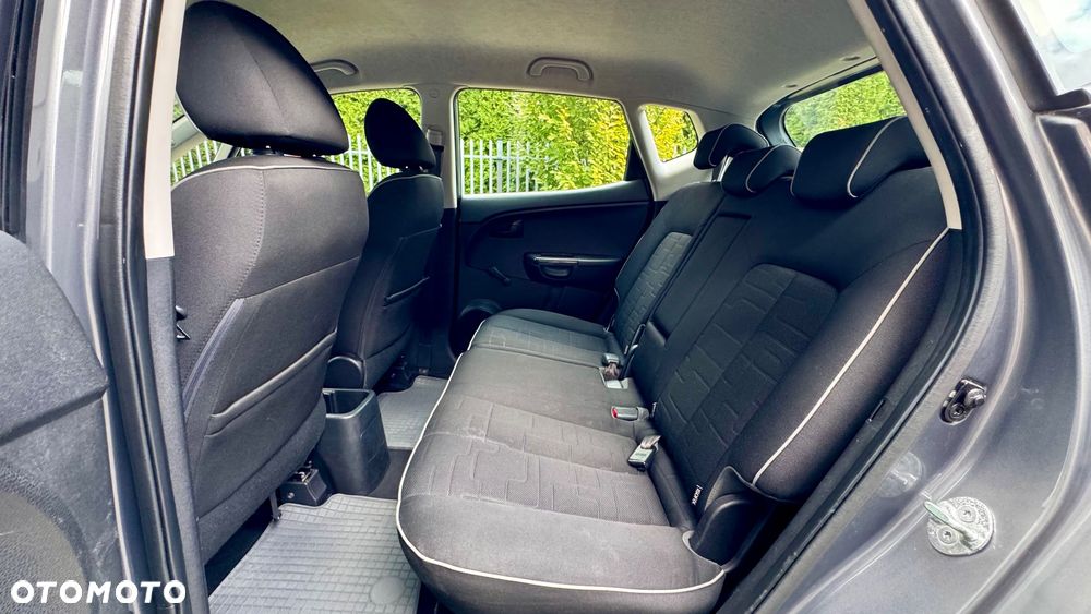 Kia Venga 1.6 M - 23