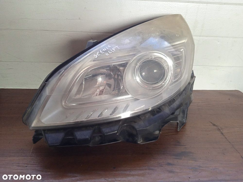 Lampa Lewa Przednia Renault Scenic II Lift - 1