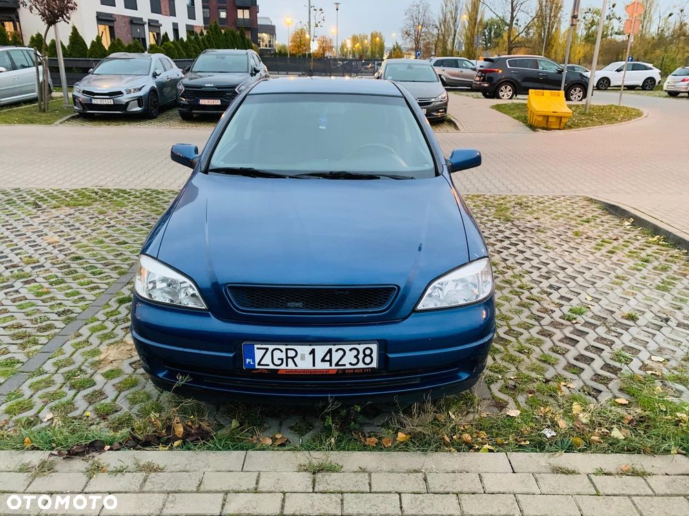 Opel Astra 2002 photo 2