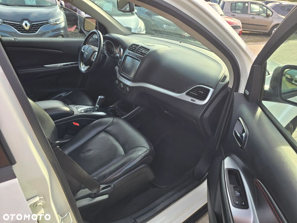 Dodge Journey - 11