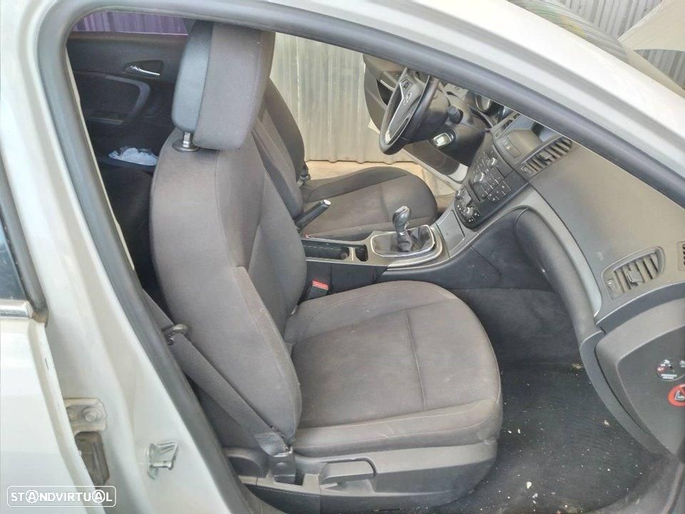 BANCO FRENTE DIREITO OPEL INSIGNIA BERLINA - 1