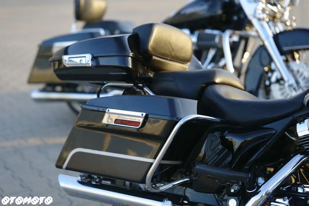 Harley-Davidson Touring Road King - 11