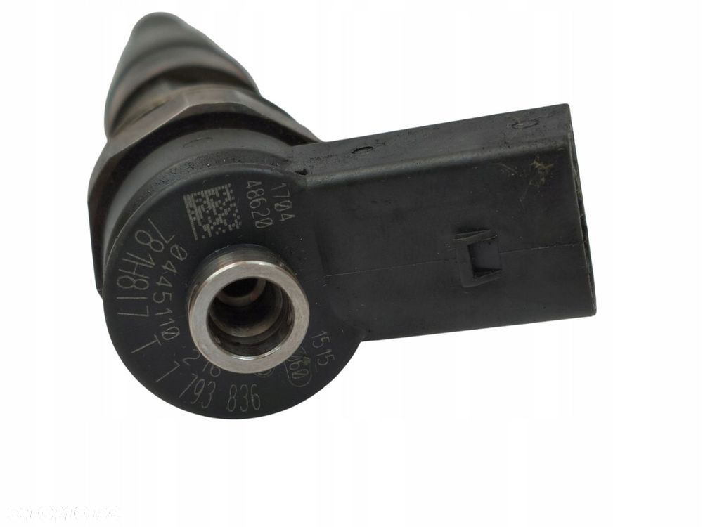 WTRYSKIWACZ BMW E60 E61 3.0 D 0445110216 7793836 - 6