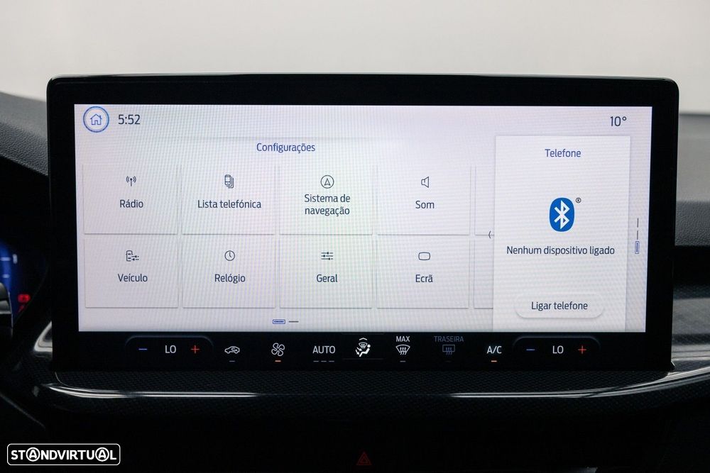 Ford Focus 1.0 EcoBoost MHEV ST-Line - 38