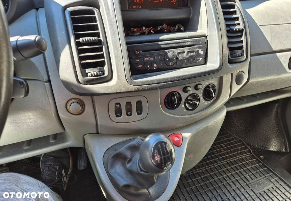 Renault Trafic - 10