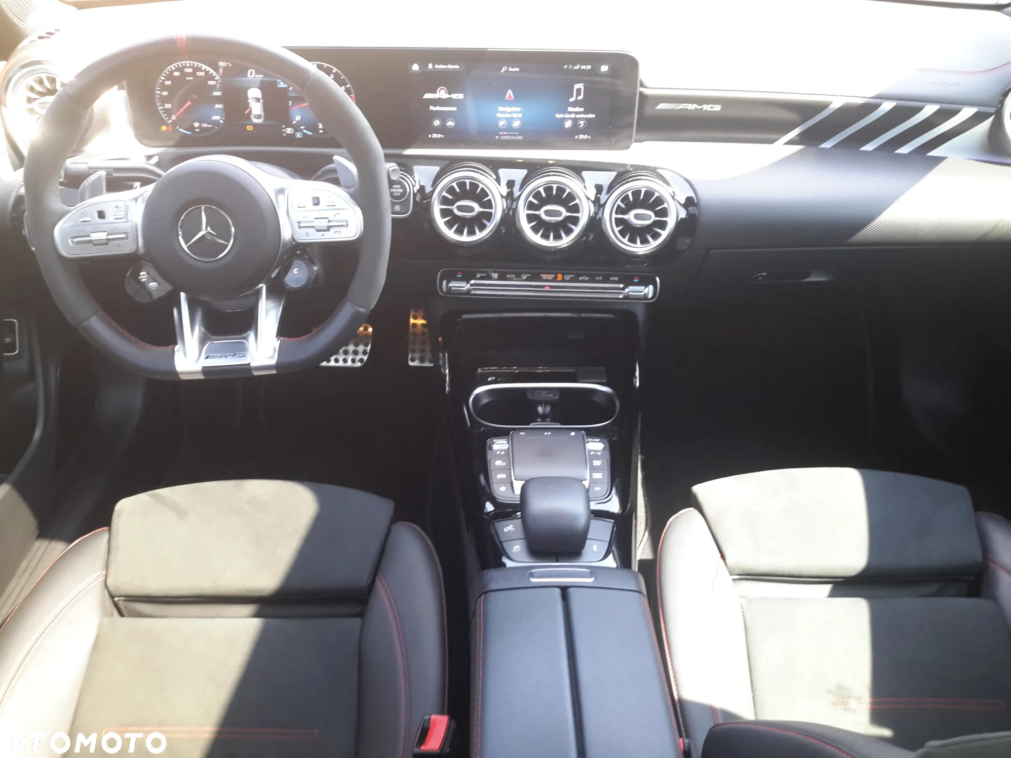 Mercedes-Benz CLA AMG 35 4Matic AMG Speedshift 7G-DCT - 10