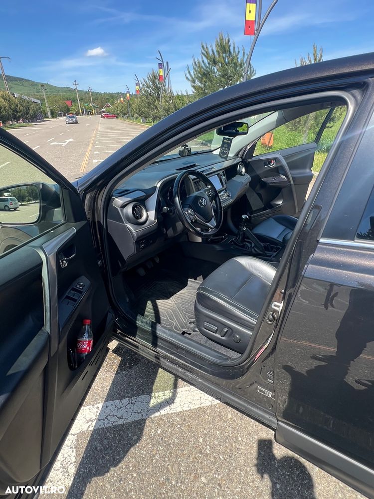 Toyota RAV4 - 13