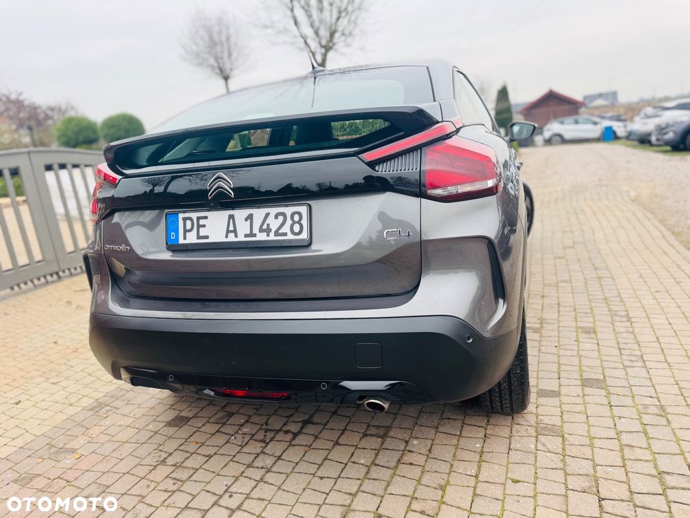 Citroën C4 BlueHDi 130 Stop&Start EAT8 SHINE - 24