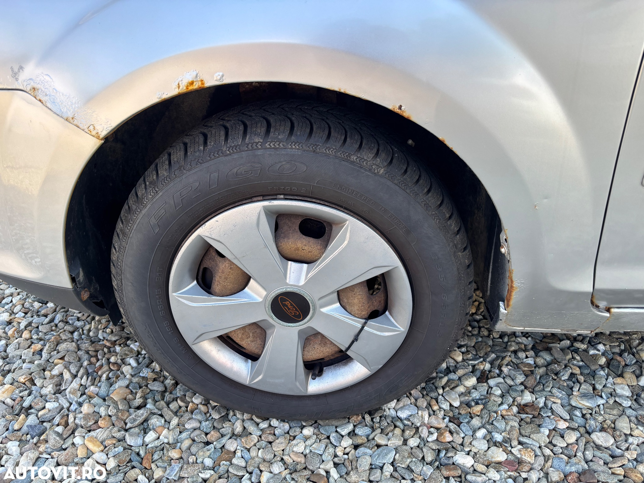 Ford Focus 1.6 16V Style - 8