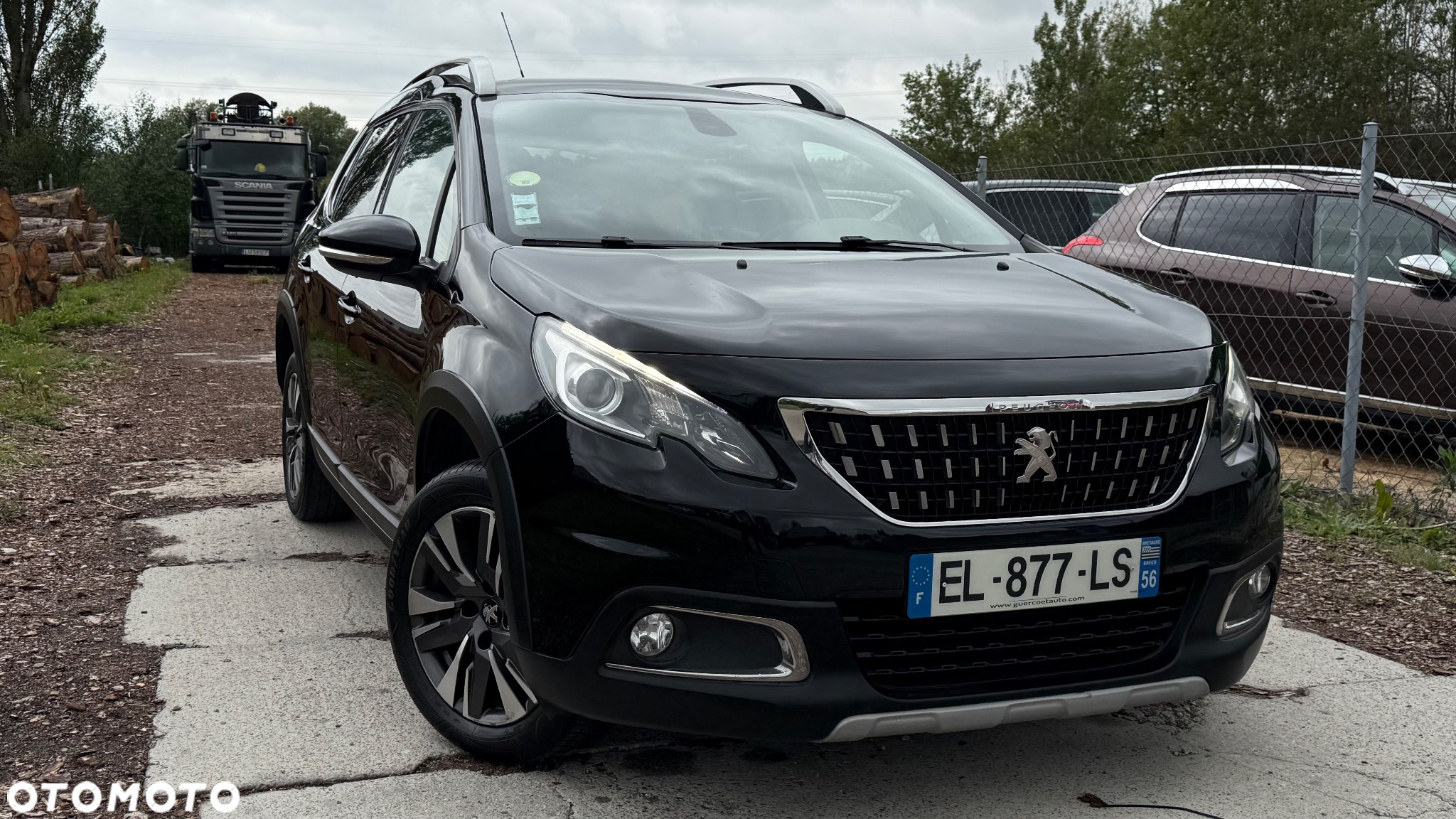 Peugeot 2008 1.6 BlueHDi Allure - 10