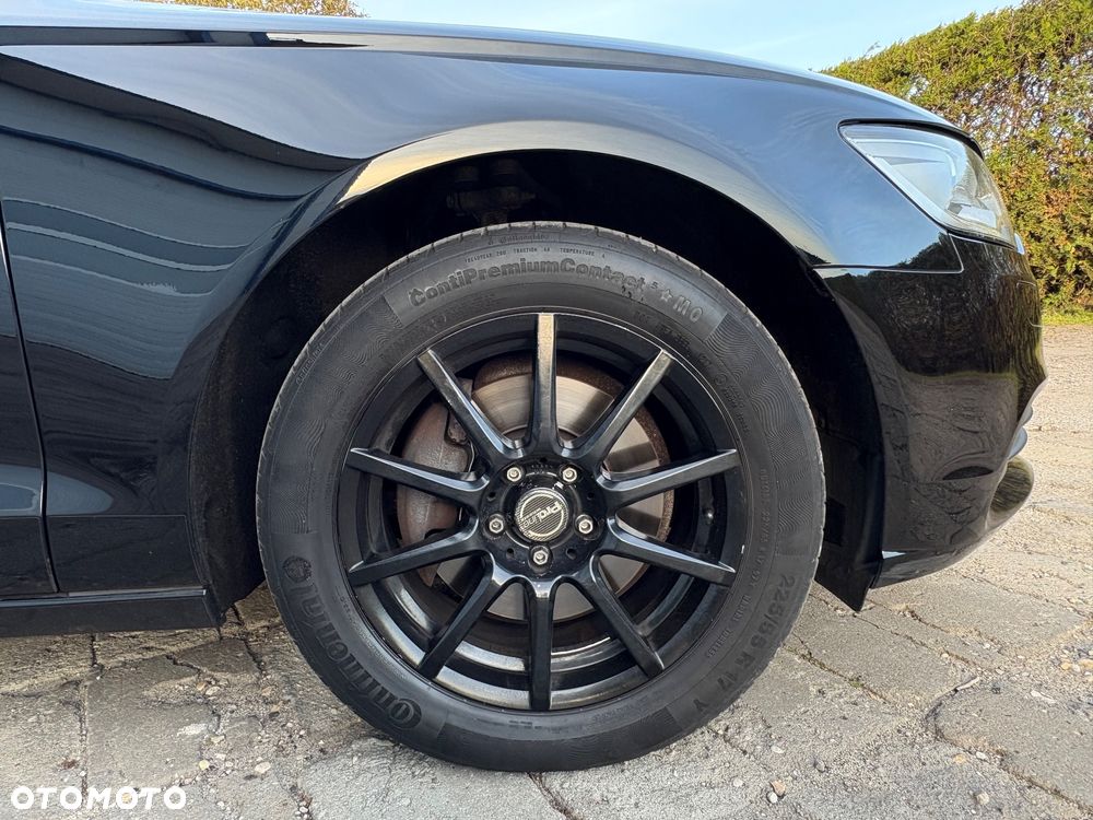 Audi A6 Avant 2.0 TDI Multitronic - 39