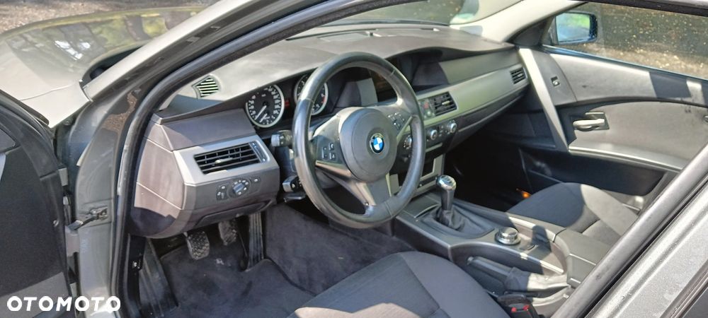 BMW Seria 5 - 15