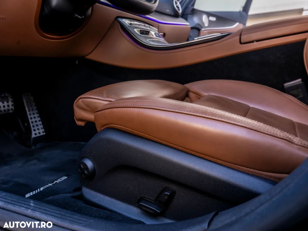 Mercedes-Benz E 300 de 4Matic 9G-TRONIC AMG Line - 22