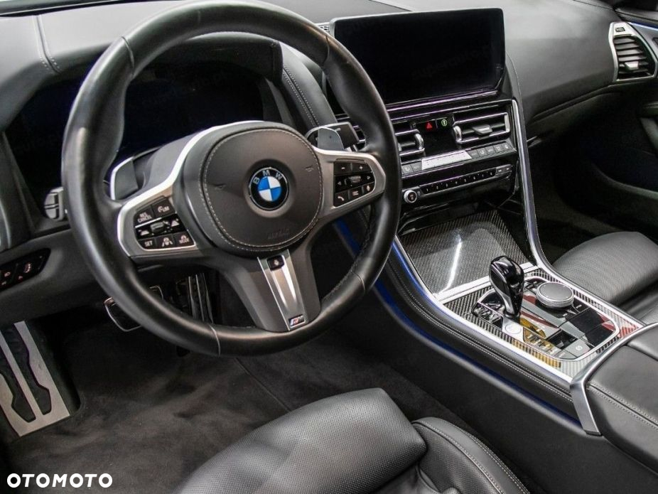 BMW Seria 8 - 8