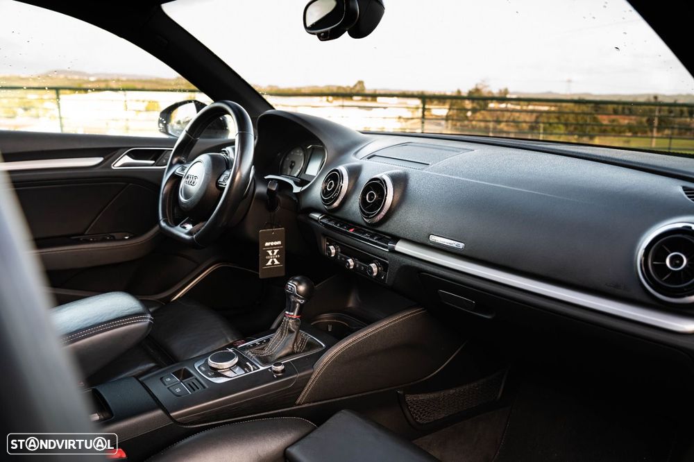 Audi S3 Sportback 2.0 TFSi quattro S tronic - 43