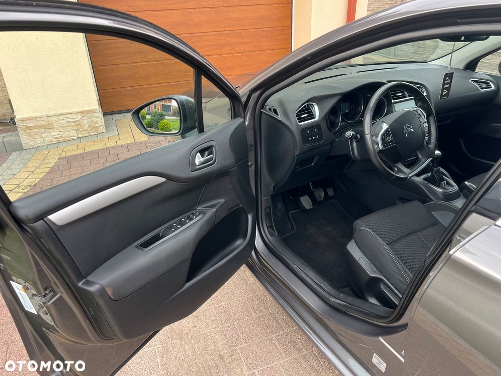 Citroën C4 BlueHDi 100 Stop&Start 86g Selection - 30