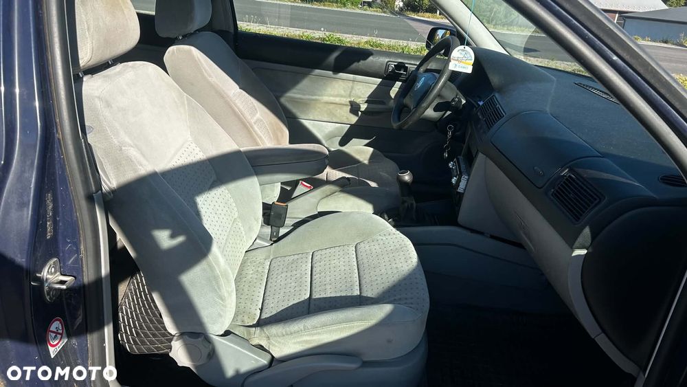Volkswagen Golf 1.4 Basis - 8