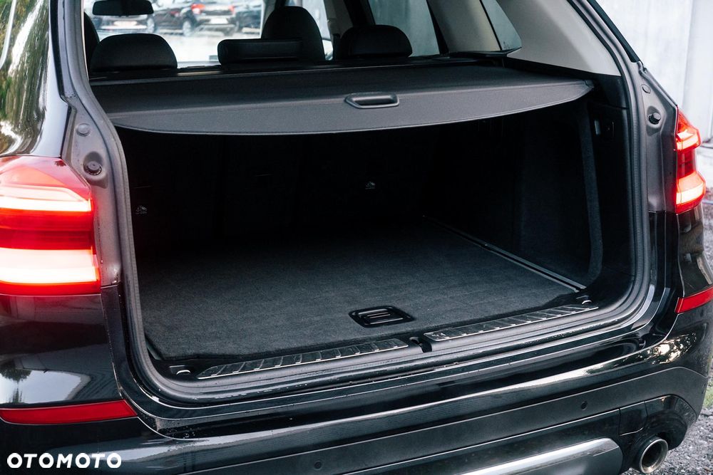BMW X3 xDrive20i - 24