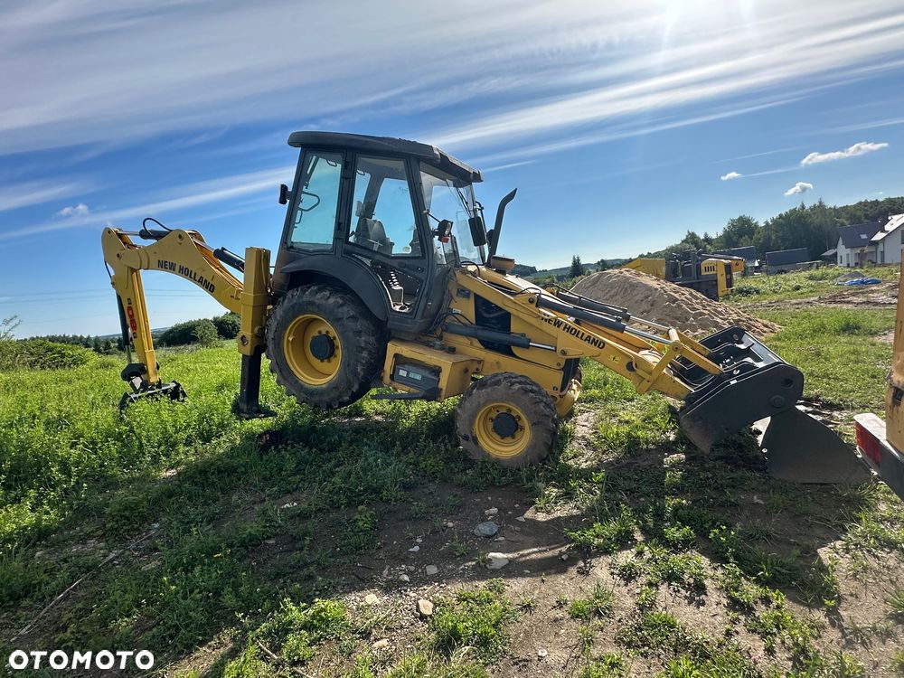 New Holland B80b  SS - 2