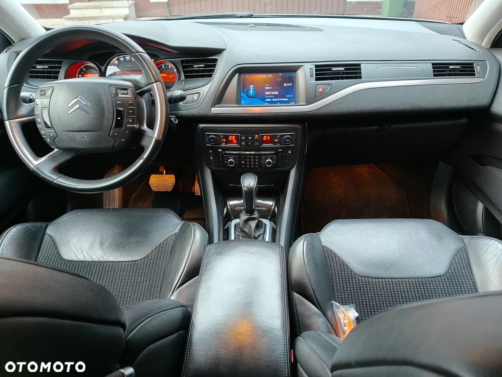 Citroën C5 2.0 16V Exclusive - 16