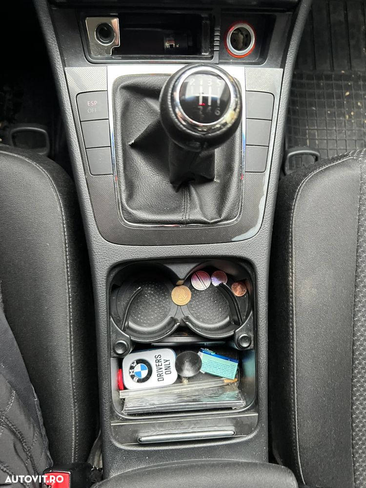 Volkswagen Passat 2.0 TDI DPF Comfortline - 21