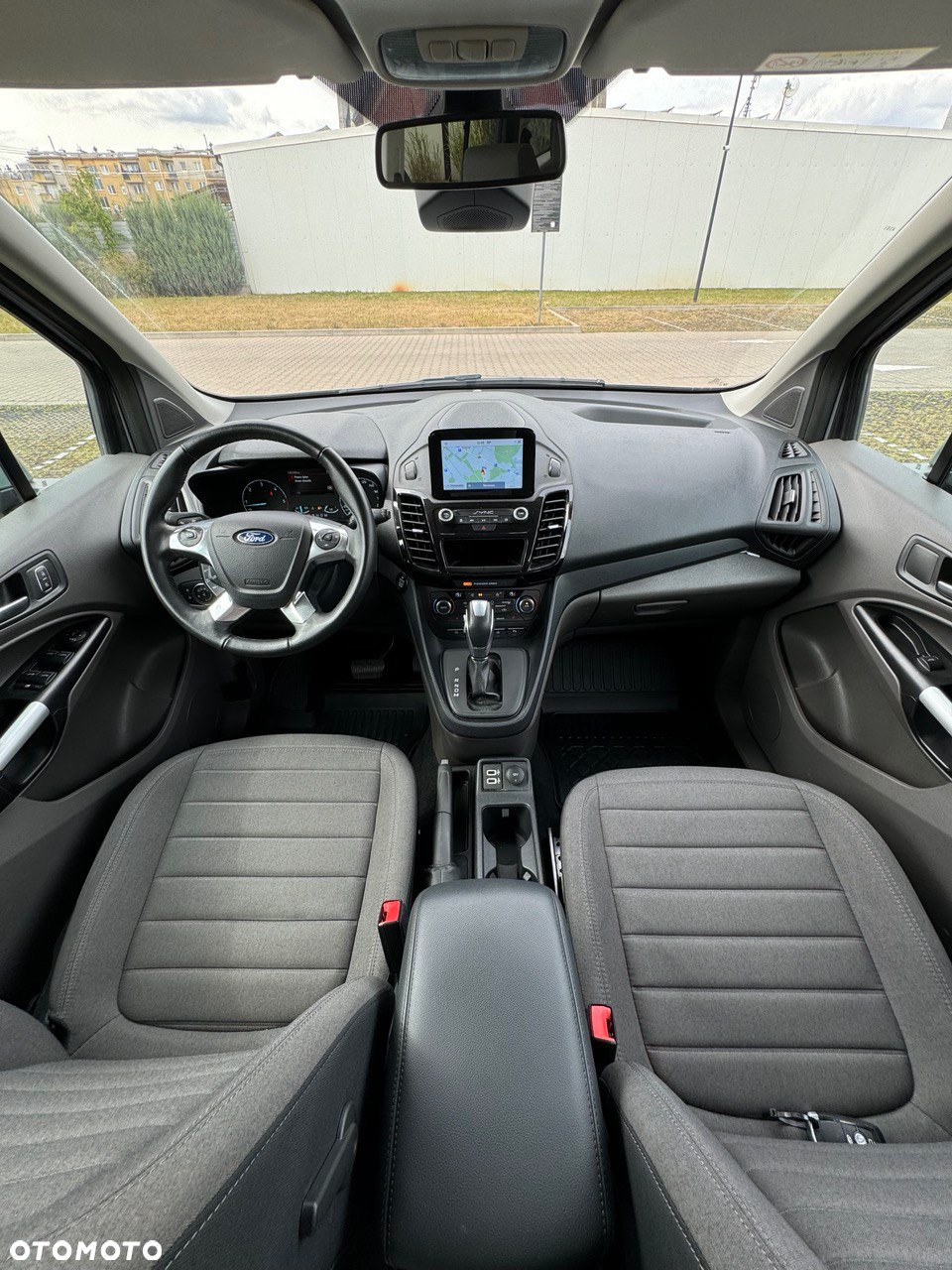 Ford Tourneo Connect Grand - 9