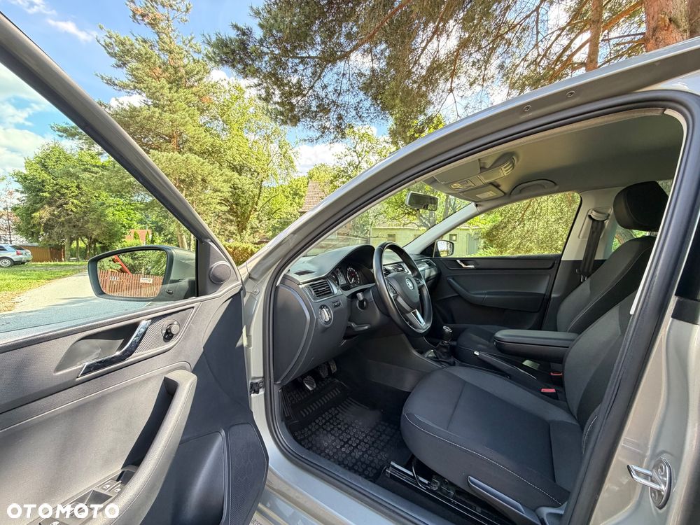 Skoda RAPID 1.2 TSI Elegance - 14