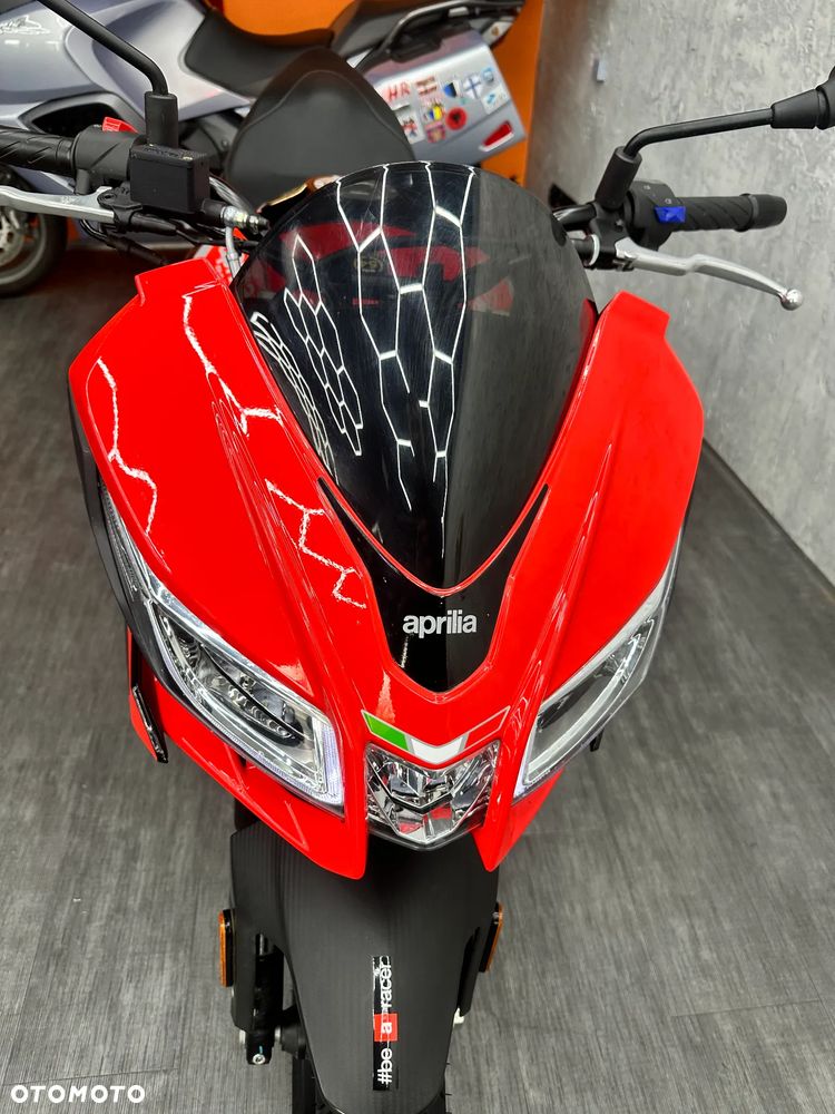 Aprilia Tuono - 11