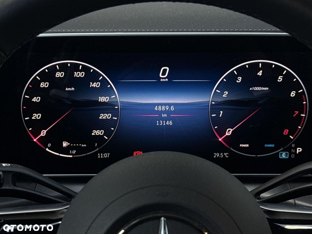 Mercedes-Benz GLC - 16
