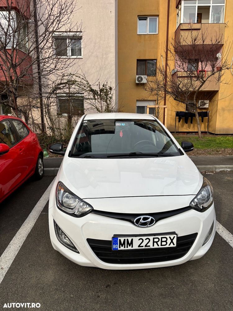 Hyundai i20 1.2 Trend - 1