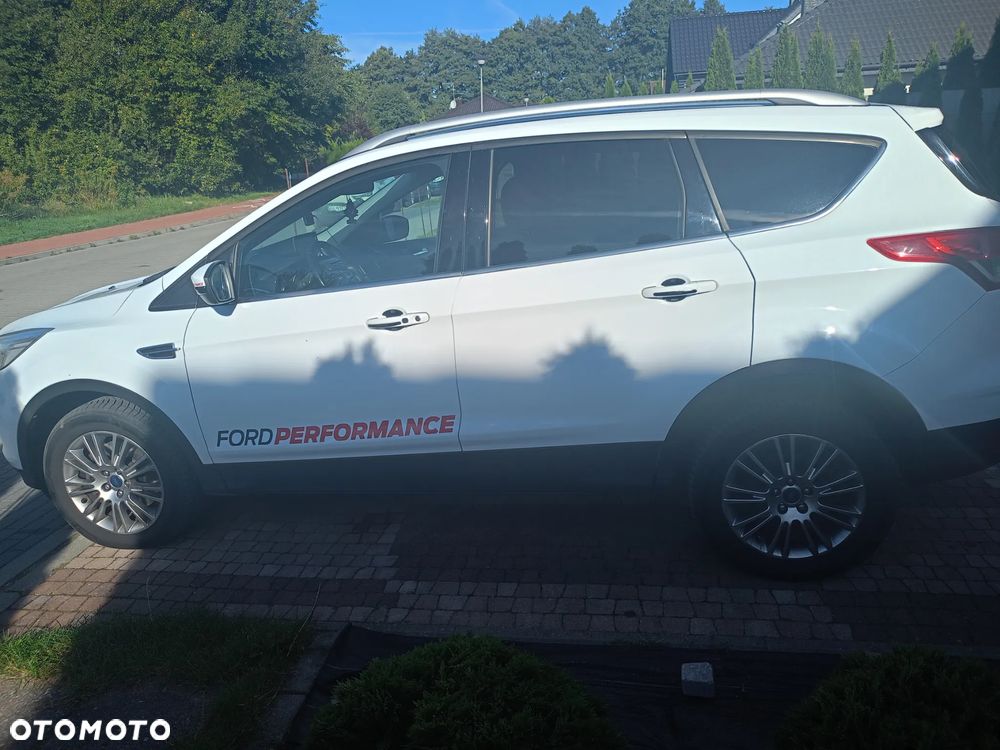 Ford Kuga 2.0 TDCi 4WD Titanium - 3