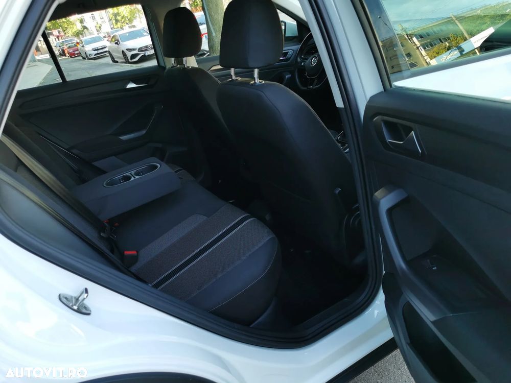 Volkswagen T-Roc 1.5 TSI Design - 8