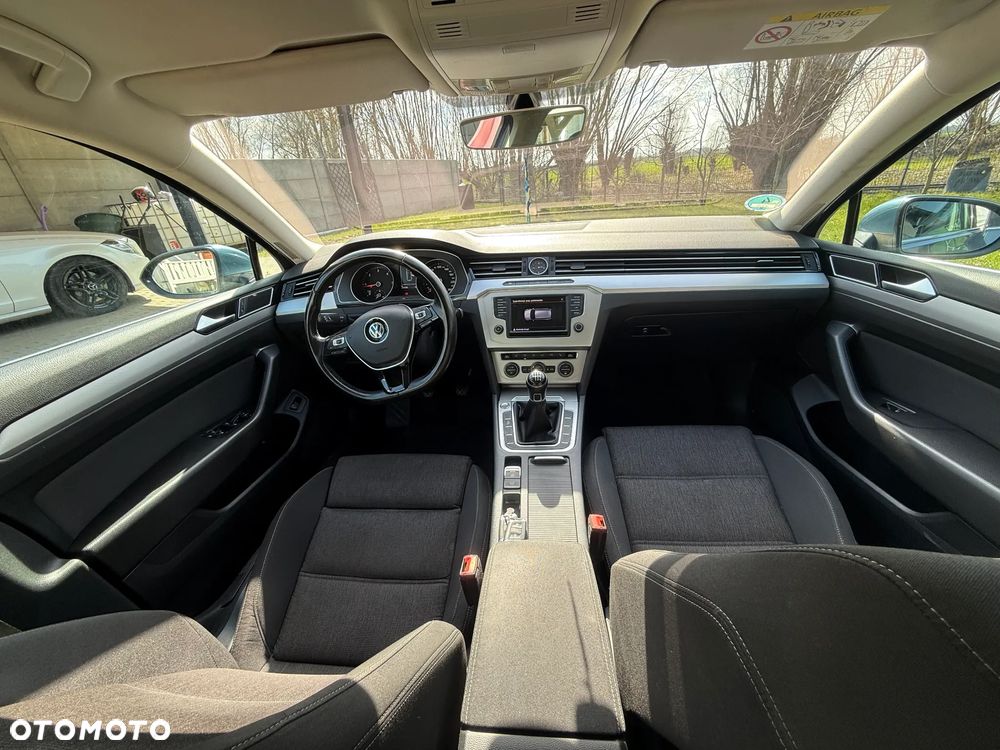 Volkswagen Passat Variant 2.0 TDI (BlueMotion Technology) Comfortline - 18