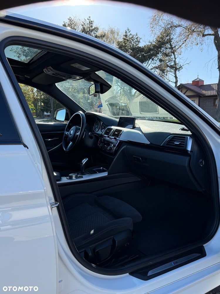BMW Seria 3 320d Edition M Sport Shadow - 13