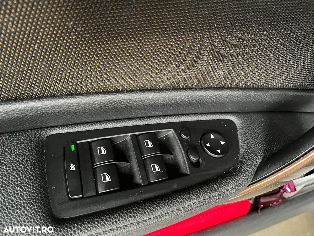 BMW Seria 1 123d - 7