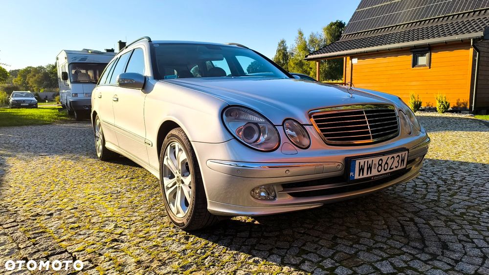 Mercedes-Benz Klasa E 320 CDI T Avantgarde - 3