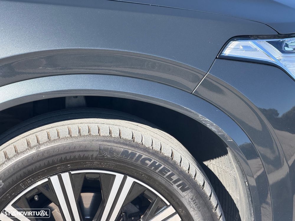 Volvo XC 90 2.0 B5 Inscription AWD - 20
