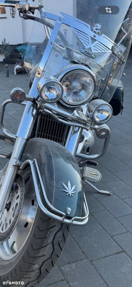 Suzuki Intruder - 5